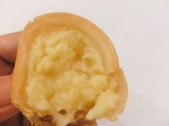 金牌榴莲酥-唐宫海鲜舫