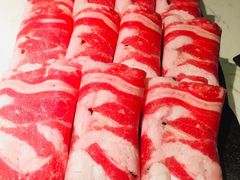 上品肥牛-哥老官重庆美蛙鱼头(宝山龙湖店)
