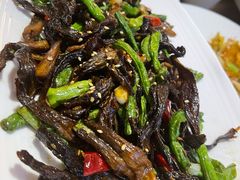 -闫府私房菜(恒隆店)