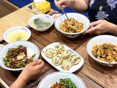 -李与白包子铺(桐梓林店)