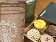 -星巴克(保定万博广场店)