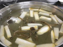 -山珍鲜牛肉火锅·本地连锁老字号(二马路汕中老店)