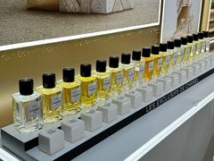 -CHANEL(恒隆广场店)