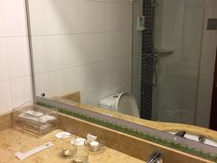 -爱舍海岸酒店(香港中路五四广场店)