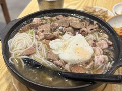 -俏凤凰(美林M·LIVE天地东座店)