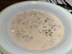 -萨莉亚意式餐厅(百联徐汇店)
