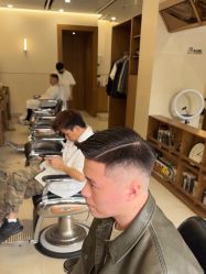 -MARTIN'S BARBER SHOP男士理发馆