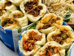 -李与白包子铺(桐梓林店)