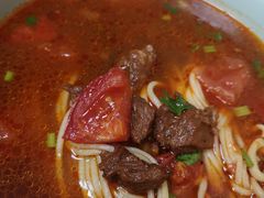 -亮亮面馆(经六路店)