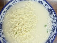 -雪琴面馆富安特色鱼汤面(城中花园店)