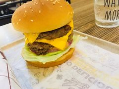 -牛纽塔·牛人堡(群众路店)