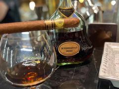 -Estaeslavida分享茄雪茄吧(亿彩购物中心店)