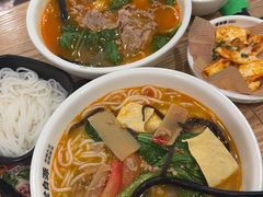 -蒙自源米线大王(东站店)