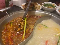 -沸炉重庆老火锅(军事博物馆店)