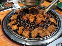 -唯成•韩国炭火烤肉 유성고기