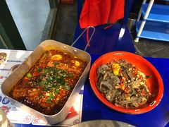 -马路边边串串香(苗栗路店)