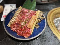 -山川小町·极番烧肉(新地假日广场店)