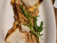 -玛格萝妮(汇智国际商业中心店)