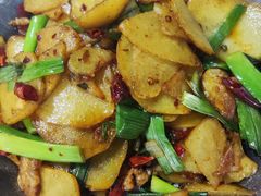 干锅土豆片-新派川菜馆(济南路店)