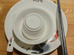 餐具摆设-杭百味·大众精选杭帮菜(西湖音乐喷泉店)