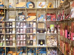 零售区-VENCHI 闻绮(北京国贸商城店)