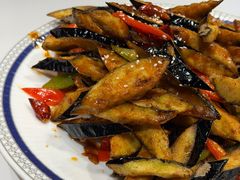 -靠山屯东北农家菜(八龙桥雅苑店)