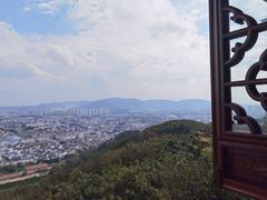-灵岩山风景区