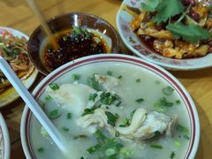 -老方桌烂蹄花川菜馆(九龙坡店)