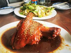 -巷子深菜馆·津门肘子(滨海店)