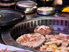 -香猪坊韩国烤肉专属门店(魏公村店)