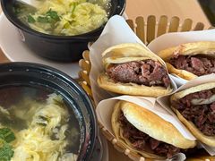 -闫家驴肉老店(华电一校店)