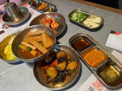 -草家酱蟹炭火烤肉店(珲春南路一店)
