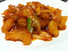 葱烧蹄筋-闫府私房菜·百年鲁菜(恒隆店)