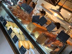 面包甜点陈列柜-仙峰天然面包(迎宾路店)