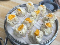 蛋黄鲜肉烧麦-真真鲜馄饨店(启蒙路店)