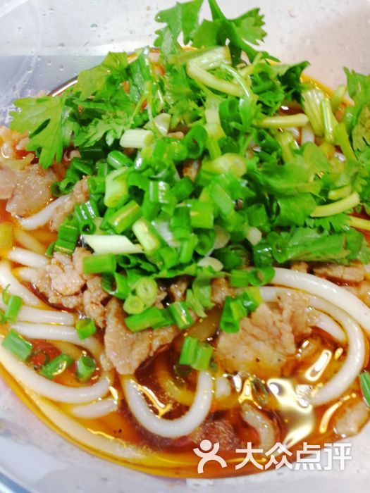 生烫牛肉细粉