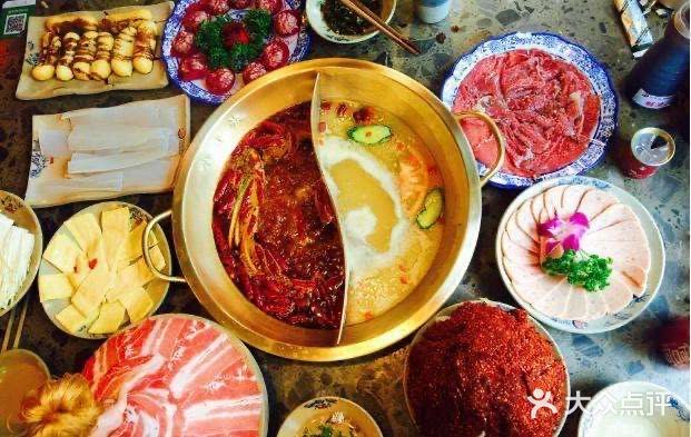 东至县蜀老鸭店火锅店(东至·新天地店)