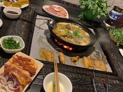 -哈吱喂丽江火塘·牦牛火锅(五一街店)