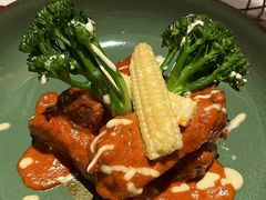 -Mogul Eatery·大亨餐酒馆