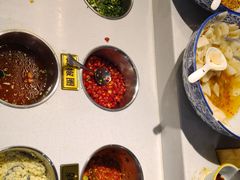 -乡土黄·鲜牛肉火锅·小龙虾(兴业街店)