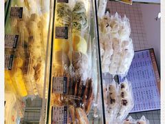 -白玉兰食品甜凤店(合生汇店)