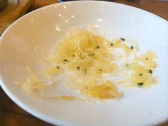 -侬佳蒸菜馆(听潮店)