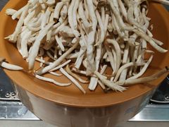 -龍歌自助小火锅(市南金茂湾店)