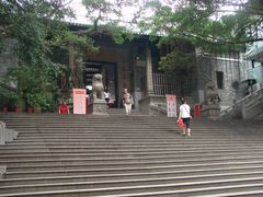 拾级而上-广州三元宫