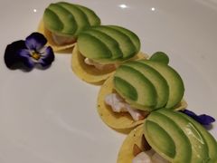 牛油果酸奶虎虾-渔语鱼新川菜Bistro(万象天地店)