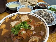 老北京炸灌肠-门框胡同百年卤煮(新街口店)