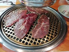 -唯成•韩国炭火烤肉 유성고기