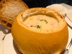 -港丽餐厅(高德置地店)