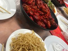 -华仔龙虾(永乐路总店)