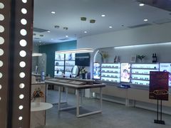 -无界眼镜MaxLess(南翔印象城店)
